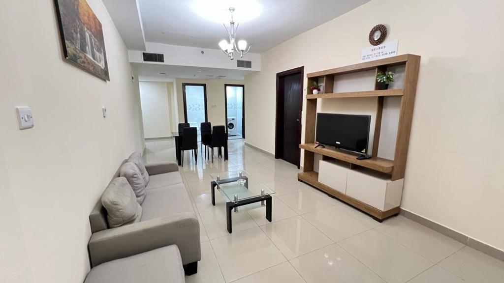 Appartement Golden Gulf L L C